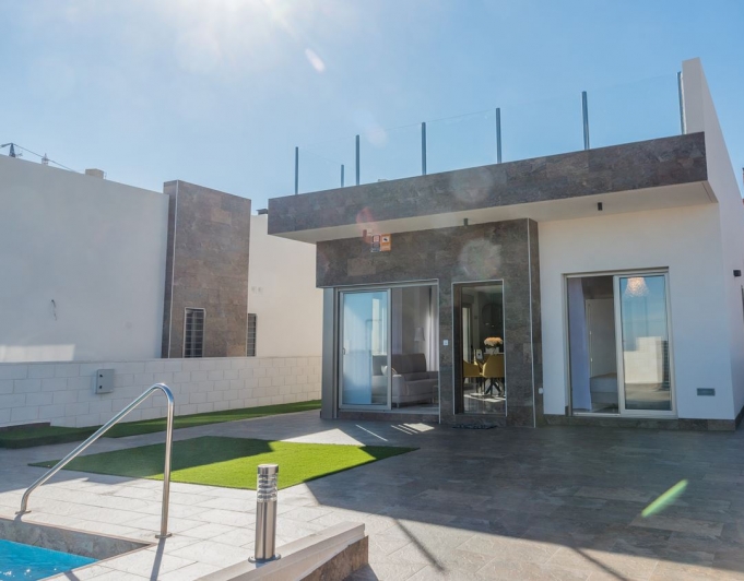 Villa zu verkaufen in Villamartín, Orihuela Costa, Alicante