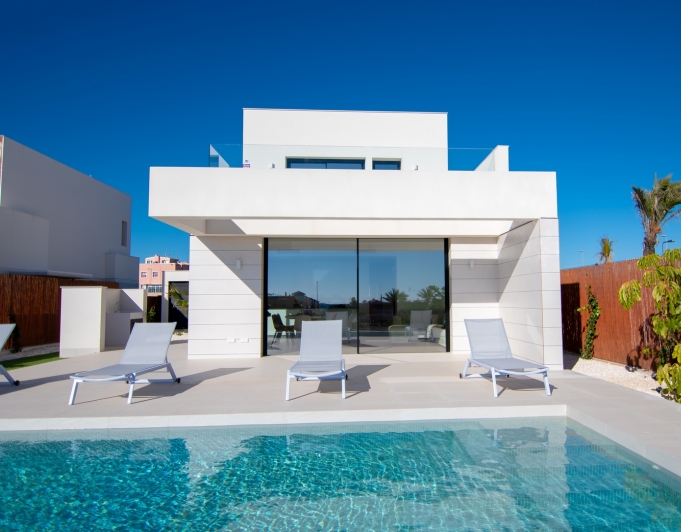 Villa en venta en Los Montesinos, Orihuela Costa, Alicante