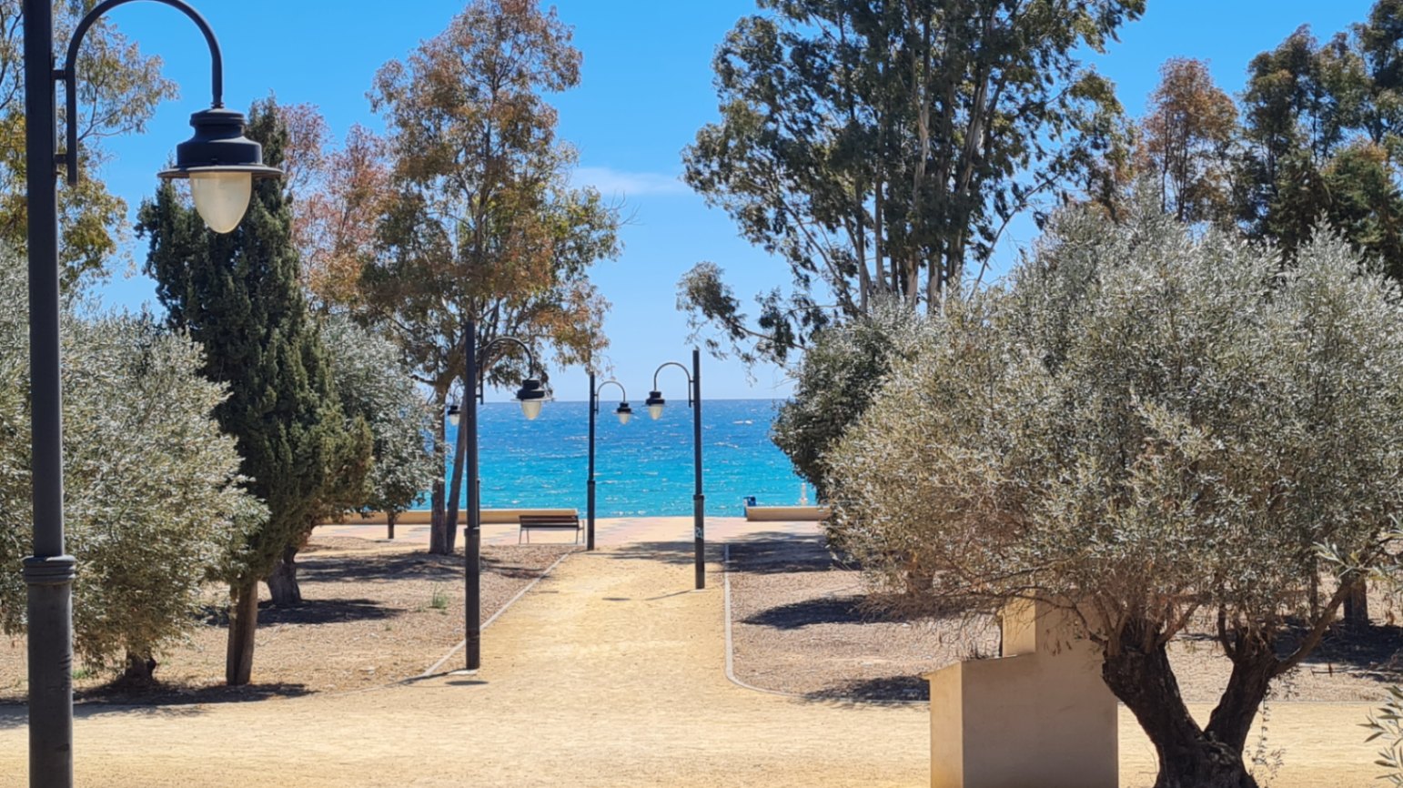 Apartamentos ubicados en primera línea de mar, Villajoyosa