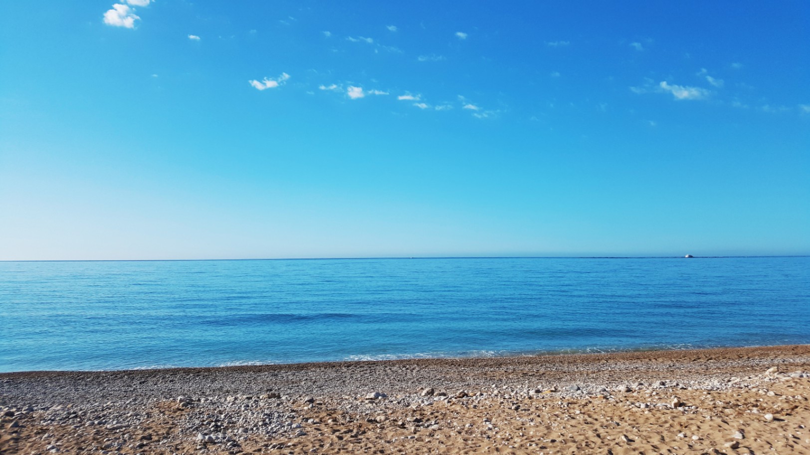 Apartamentos ubicados en primera línea de mar, Villajoyosa