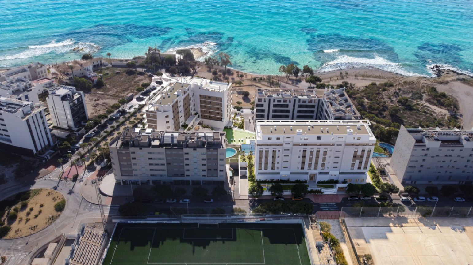 Apartamentos ubicados en primera línea de mar, Villajoyosa