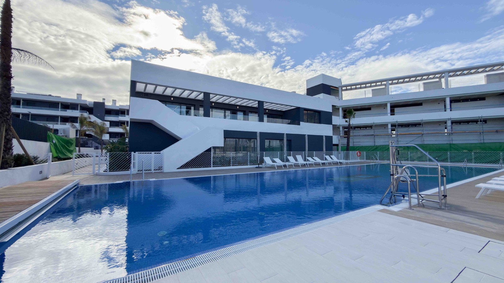 Apartamentos con magníficas zonas comunes en Torrevieja