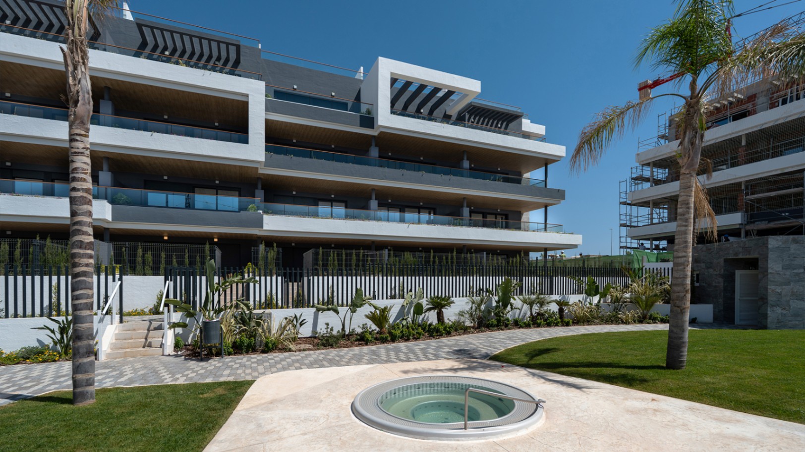 Apartamentos con magníficas zonas comunes en Torrevieja