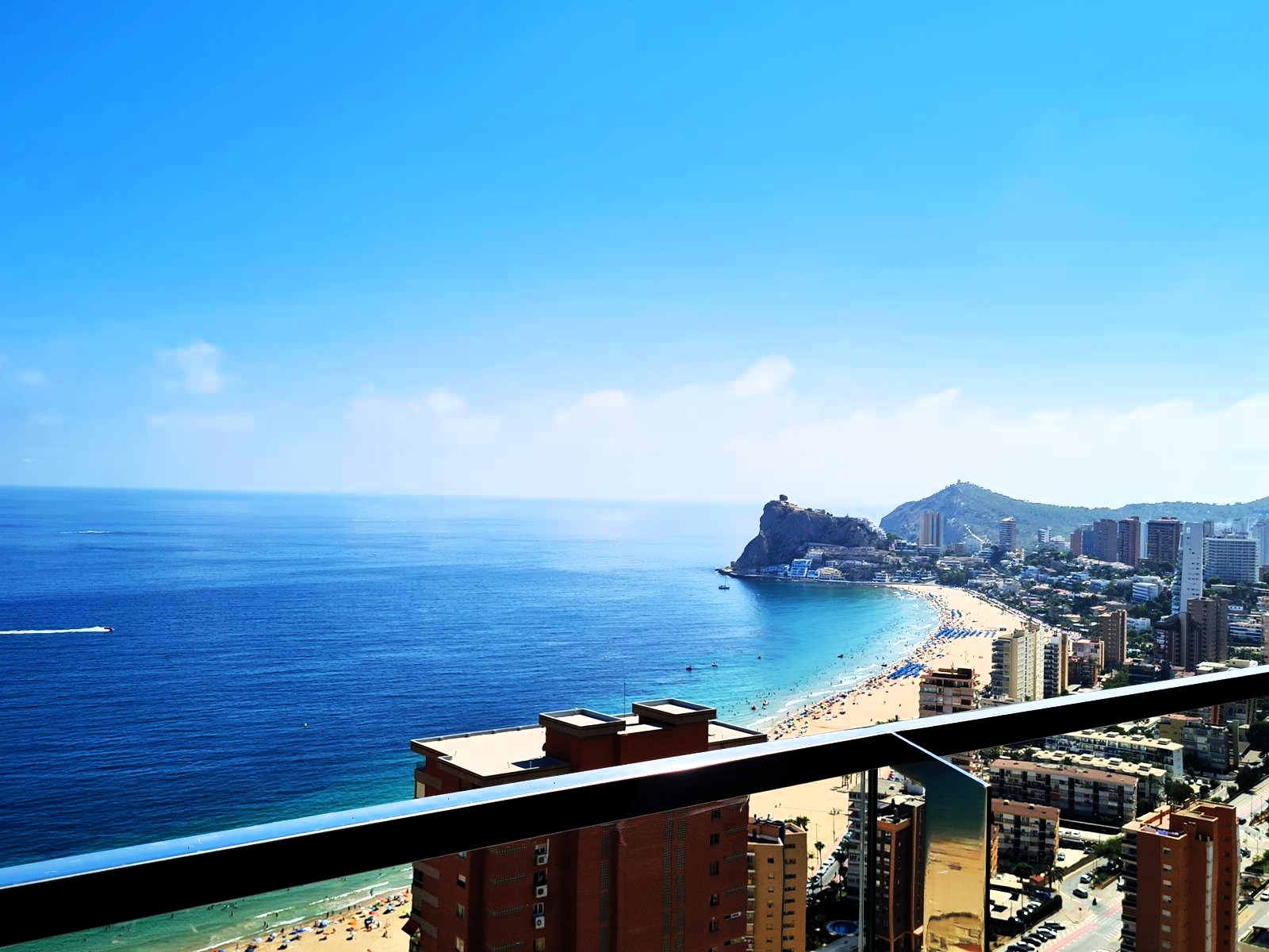 Nieuwe appartementen aan het Poniente-strand, Benidorm