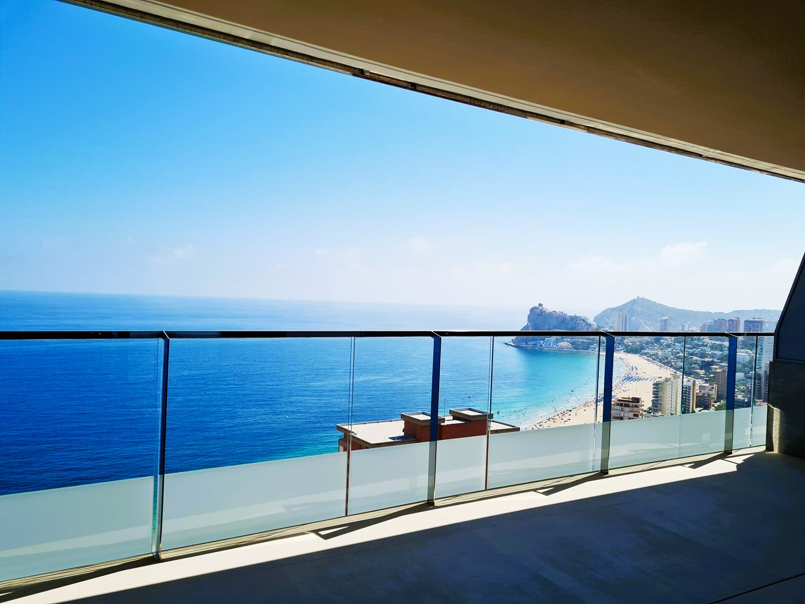 Nieuwe appartementen aan het Poniente-strand, Benidorm