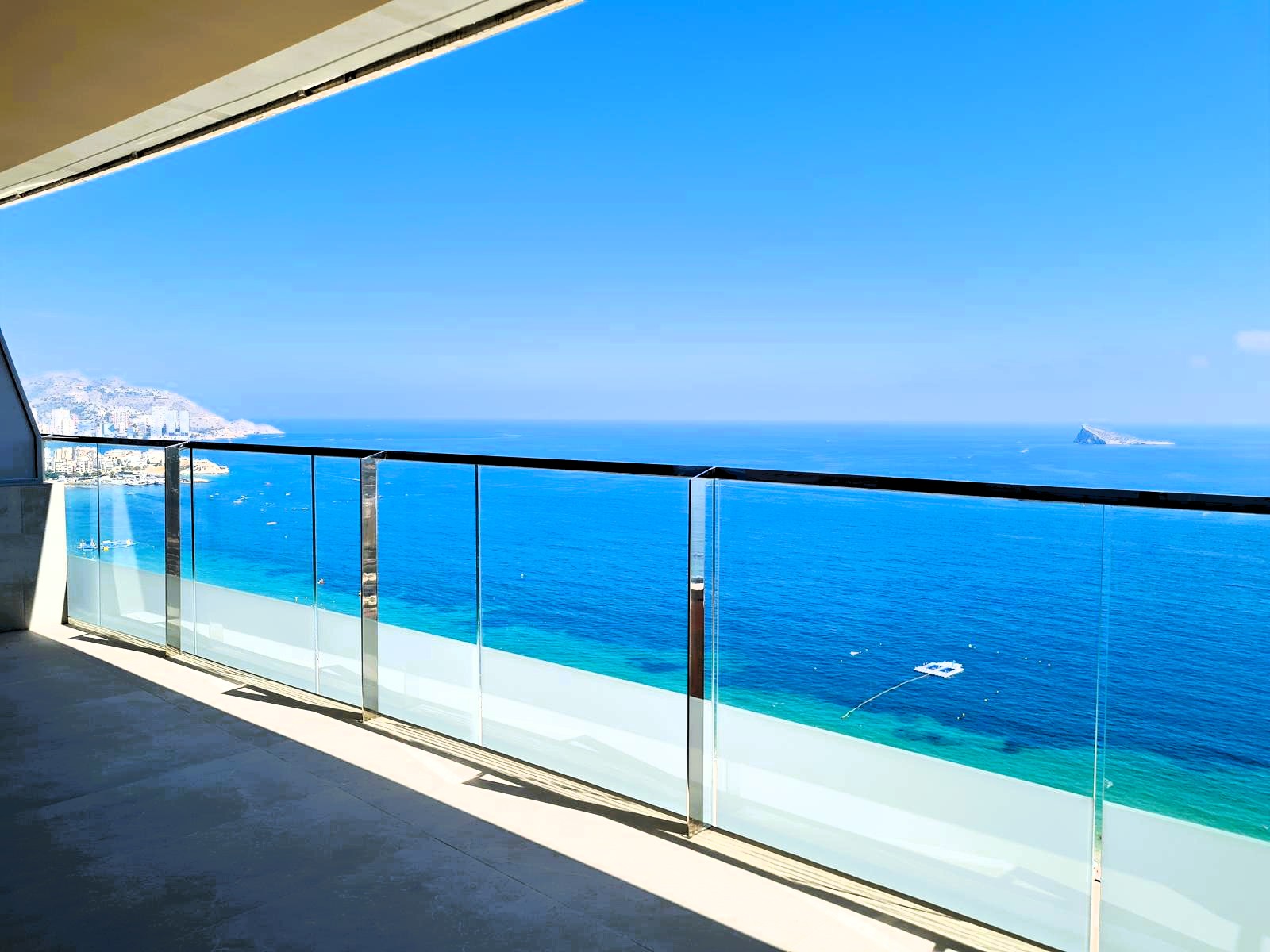 Nieuwe appartementen aan het Poniente-strand, Benidorm