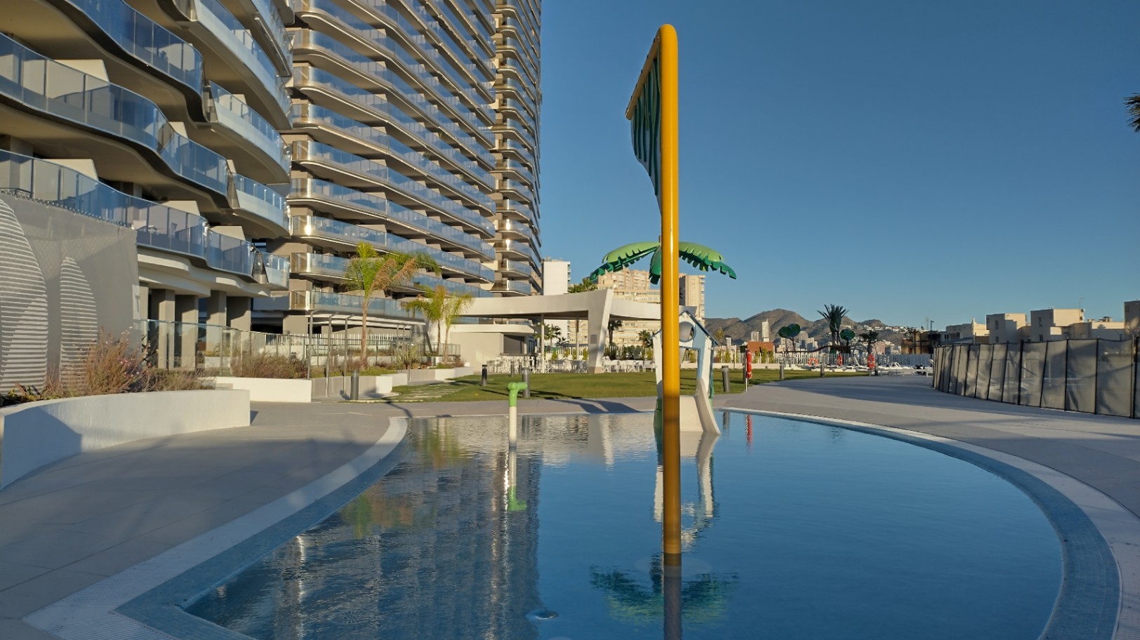 Nieuwe appartementen aan het Poniente-strand, Benidorm