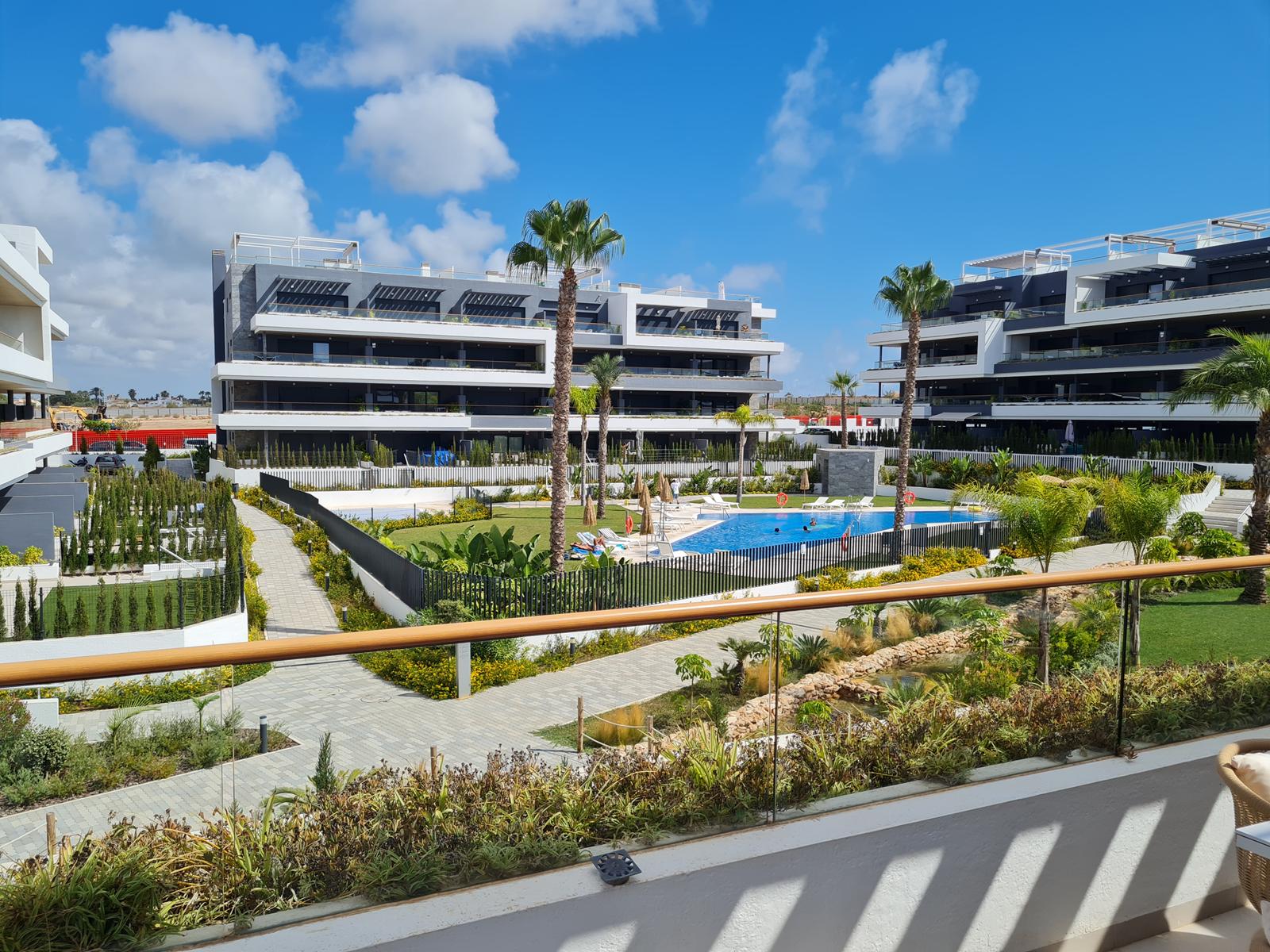 Apartamentos con magníficas zonas comunes en Torrevieja