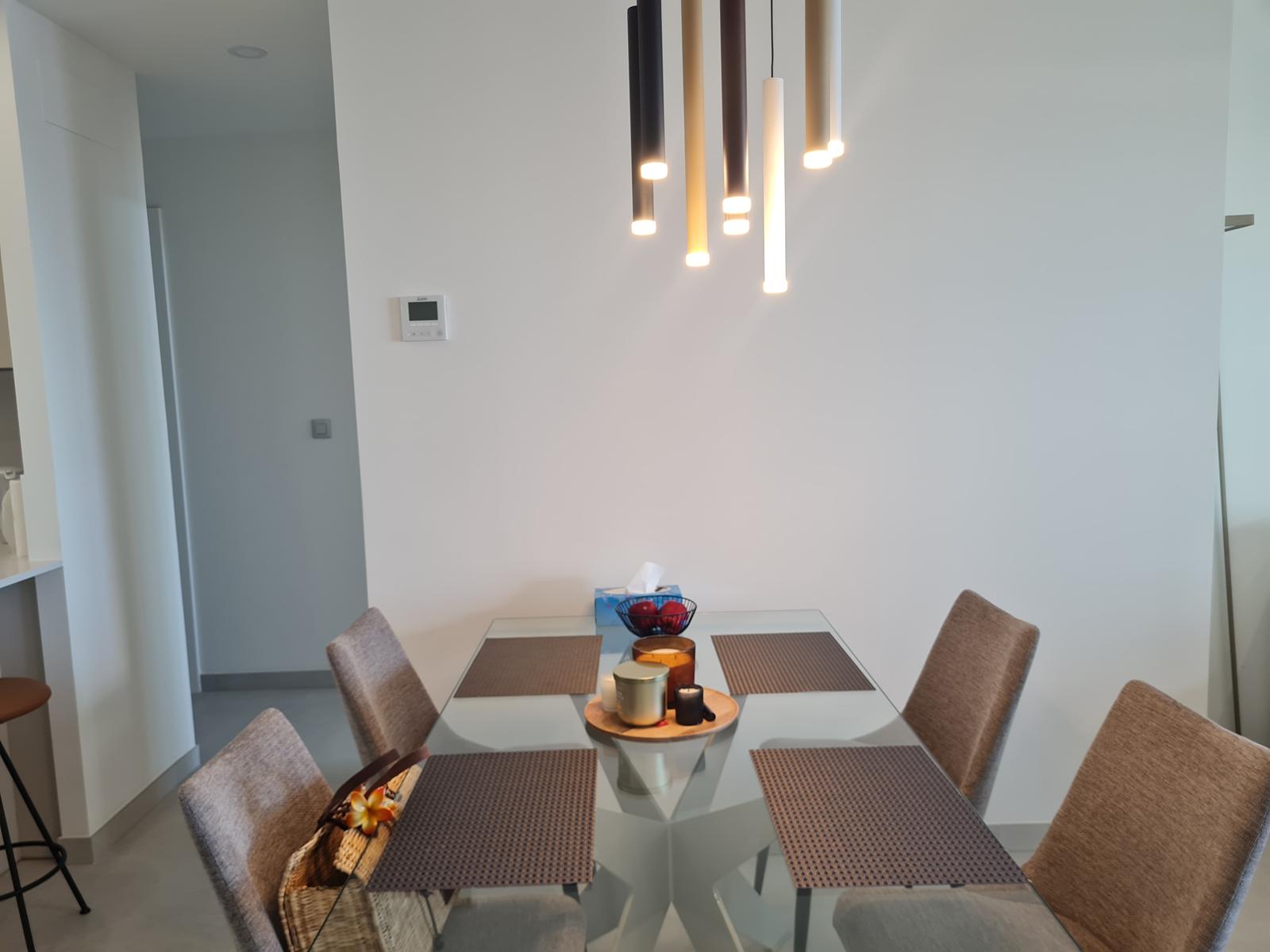 Apartamento a estrenar en playa de Poniente
