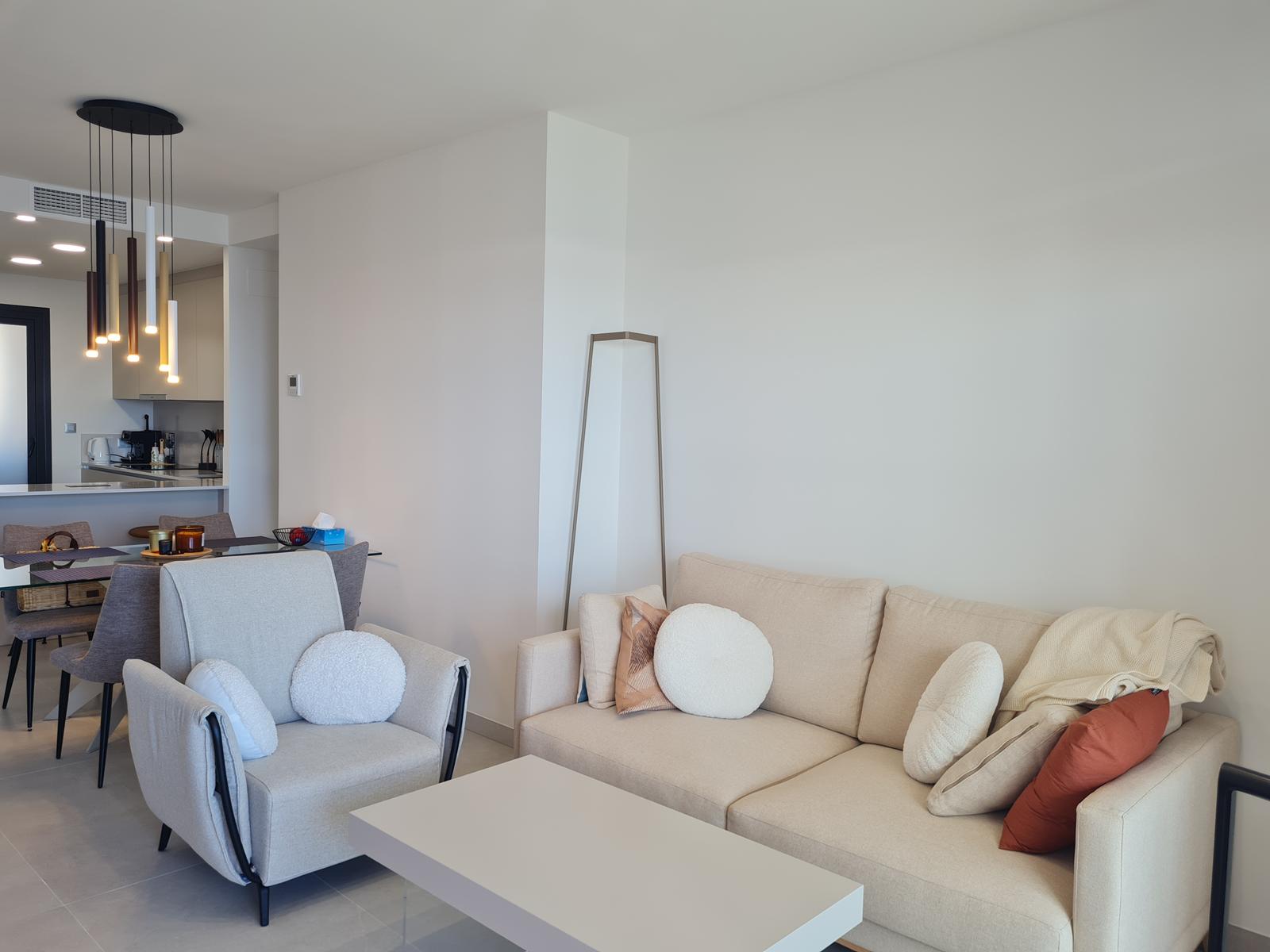 Apartamento a estrenar en playa de Poniente
