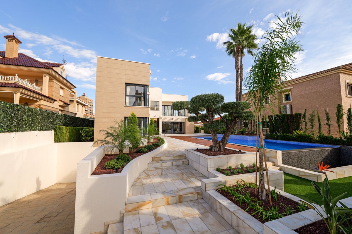 Een architectonische parel in een van de meest exclusieve gebieden van de Costa Blanca.