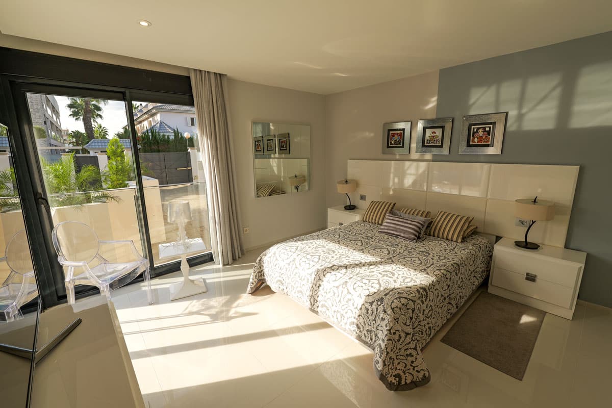 Een architectonische parel in een van de meest exclusieve gebieden van de Costa Blanca.