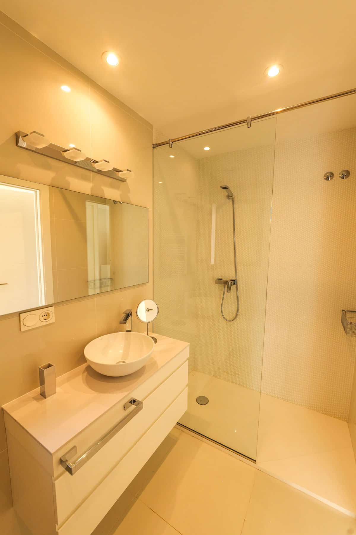 Een architectonische parel in een van de meest exclusieve gebieden van de Costa Blanca.