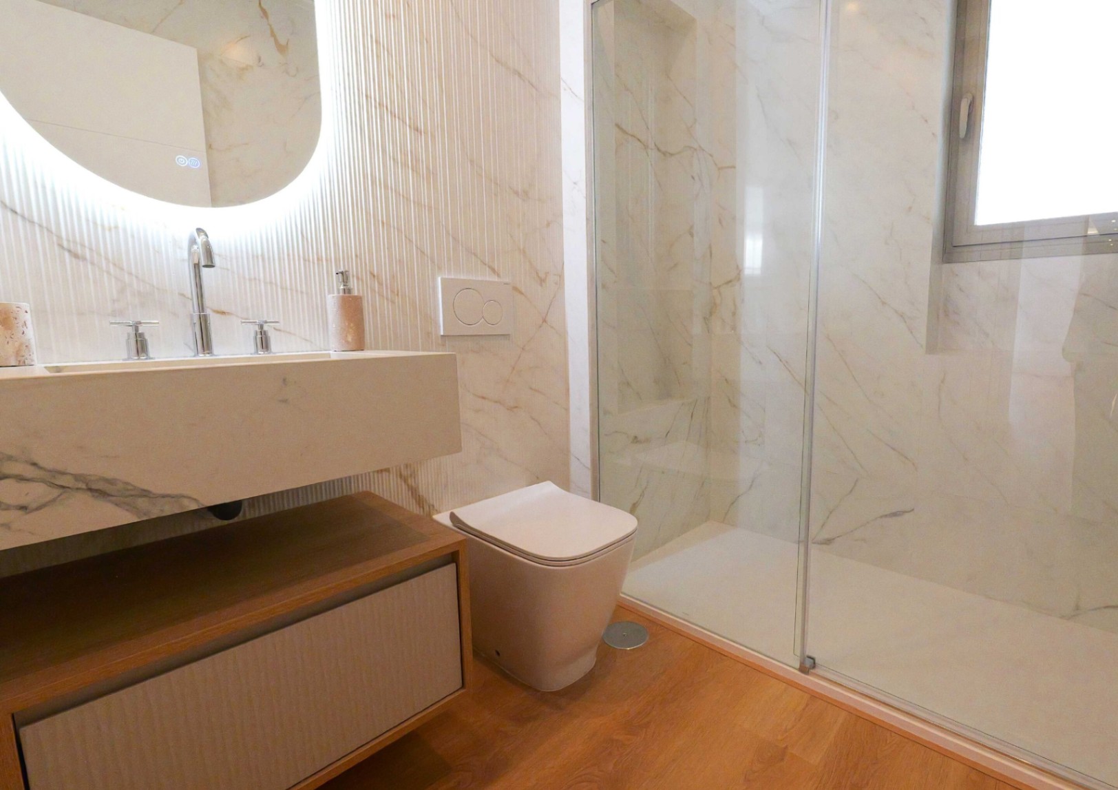 Nowe apartamenty w pierwszej linii, La Manga, Murcja
