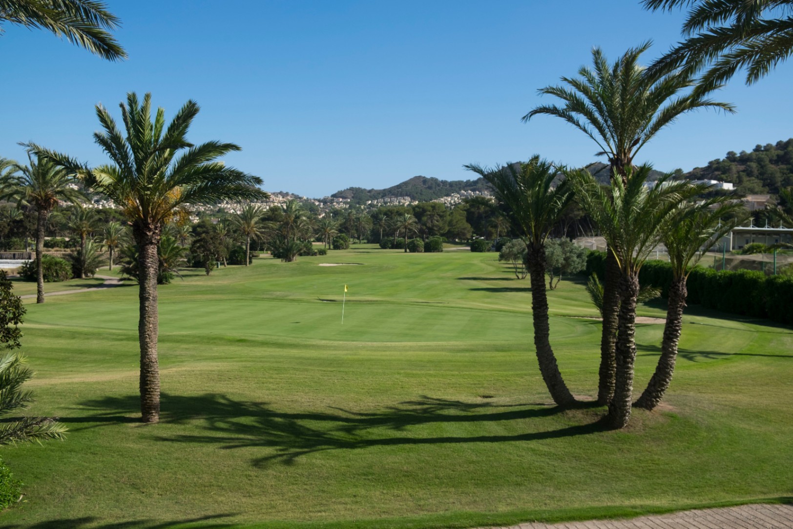 NUEVOS APARTAMENTOS, ADOSADOS Y VILLAS EN LA MANGA DEL MAR MENOR, MURCIA.