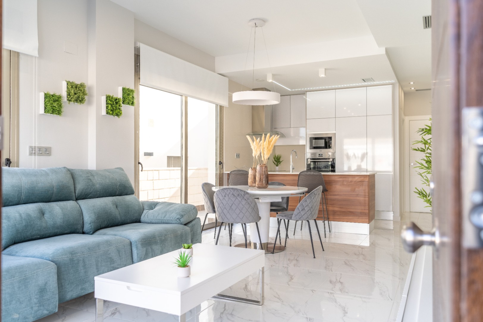 Villa en venta en Villamartín, Orihuela Costa, Alicante