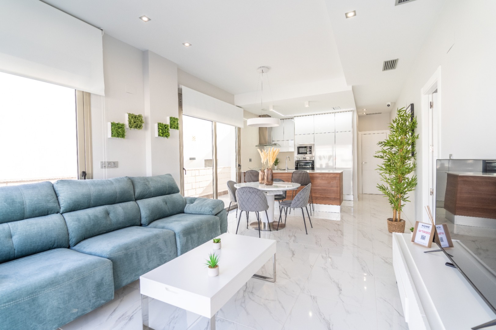 Villa en venta en Villamartín, Orihuela Costa, Alicante