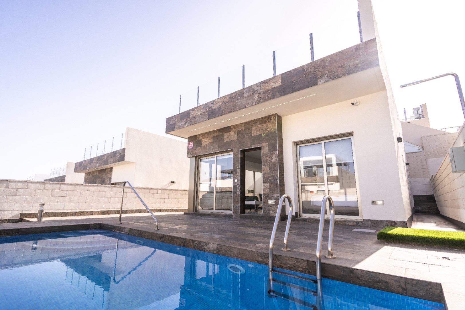 Villa en venta en Villamartín, Orihuela Costa, Alicante
