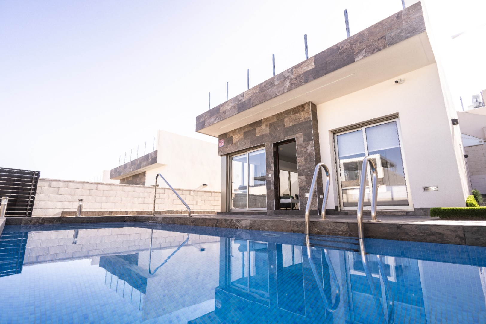 Villa en venta en Villamartín, Orihuela Costa, Alicante