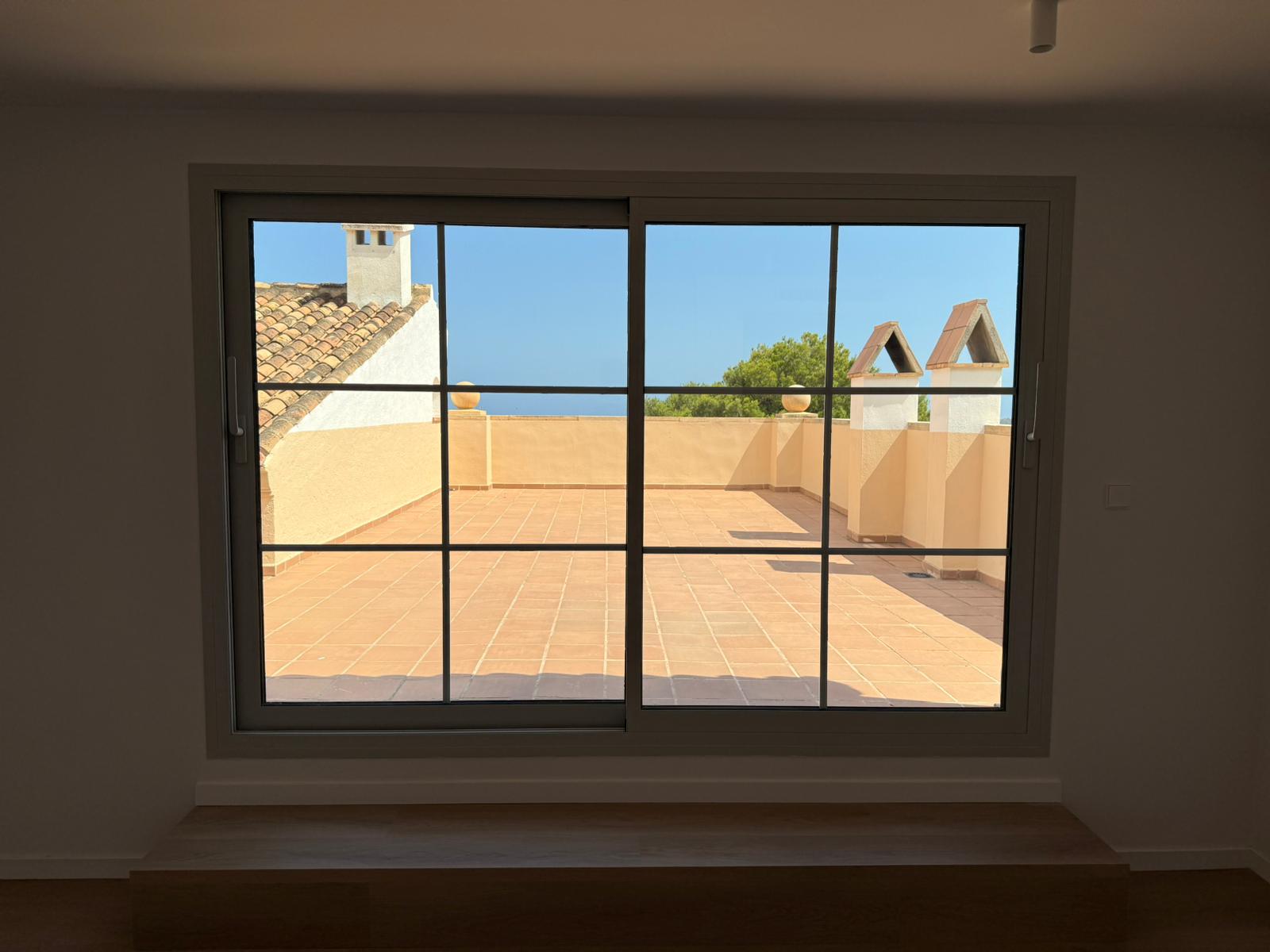 Vivienda pareada totalmente reformada en Sierra Cortina, Finestrat
