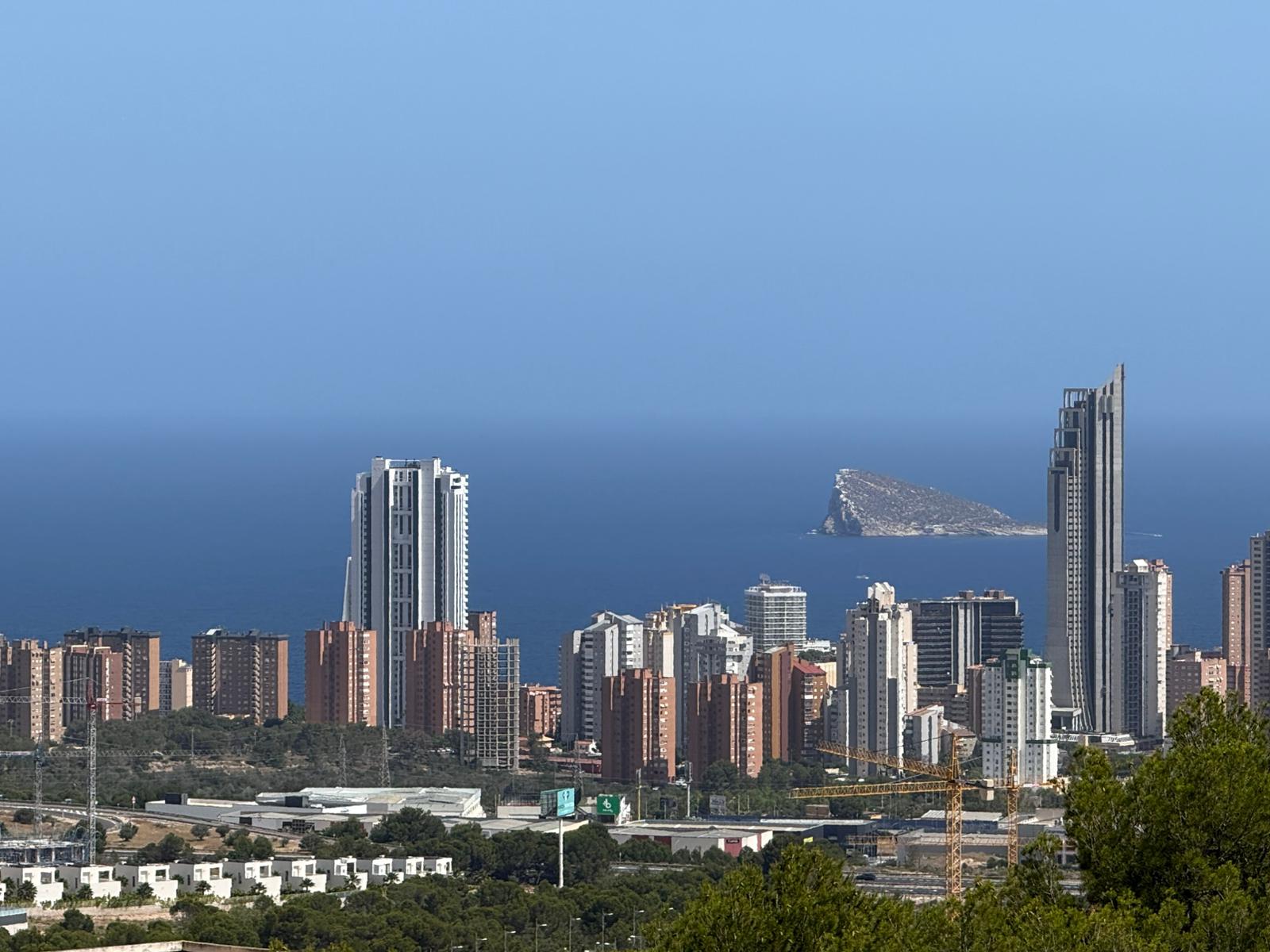 Vivienda pareada totalmente reformada en Sierra Cortina, Finestrat