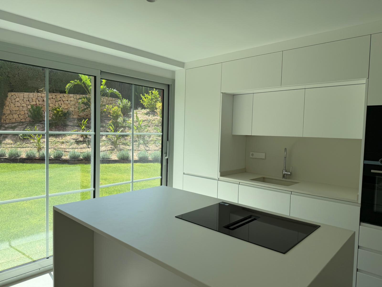 Vivienda pareada totalmente reformada en Sierra Cortina, Finestrat