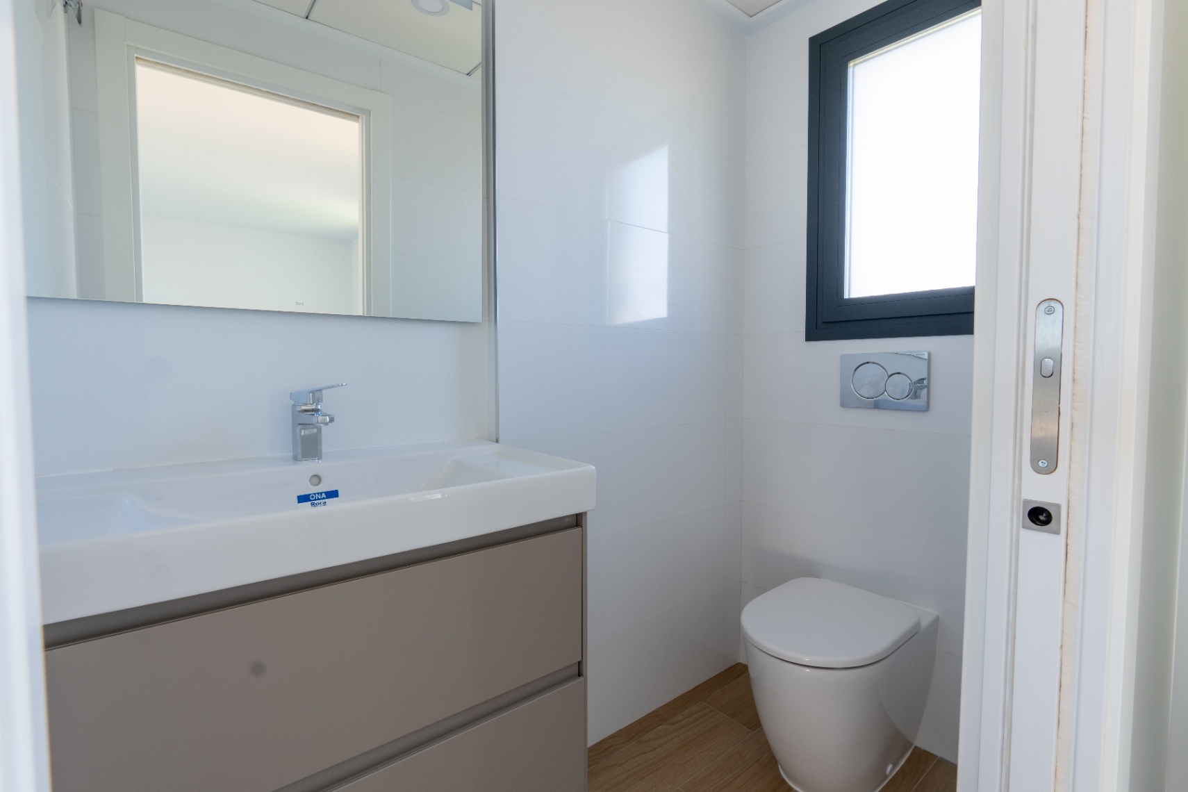 Nueva vivienda pareada en Algorfa, Alicante