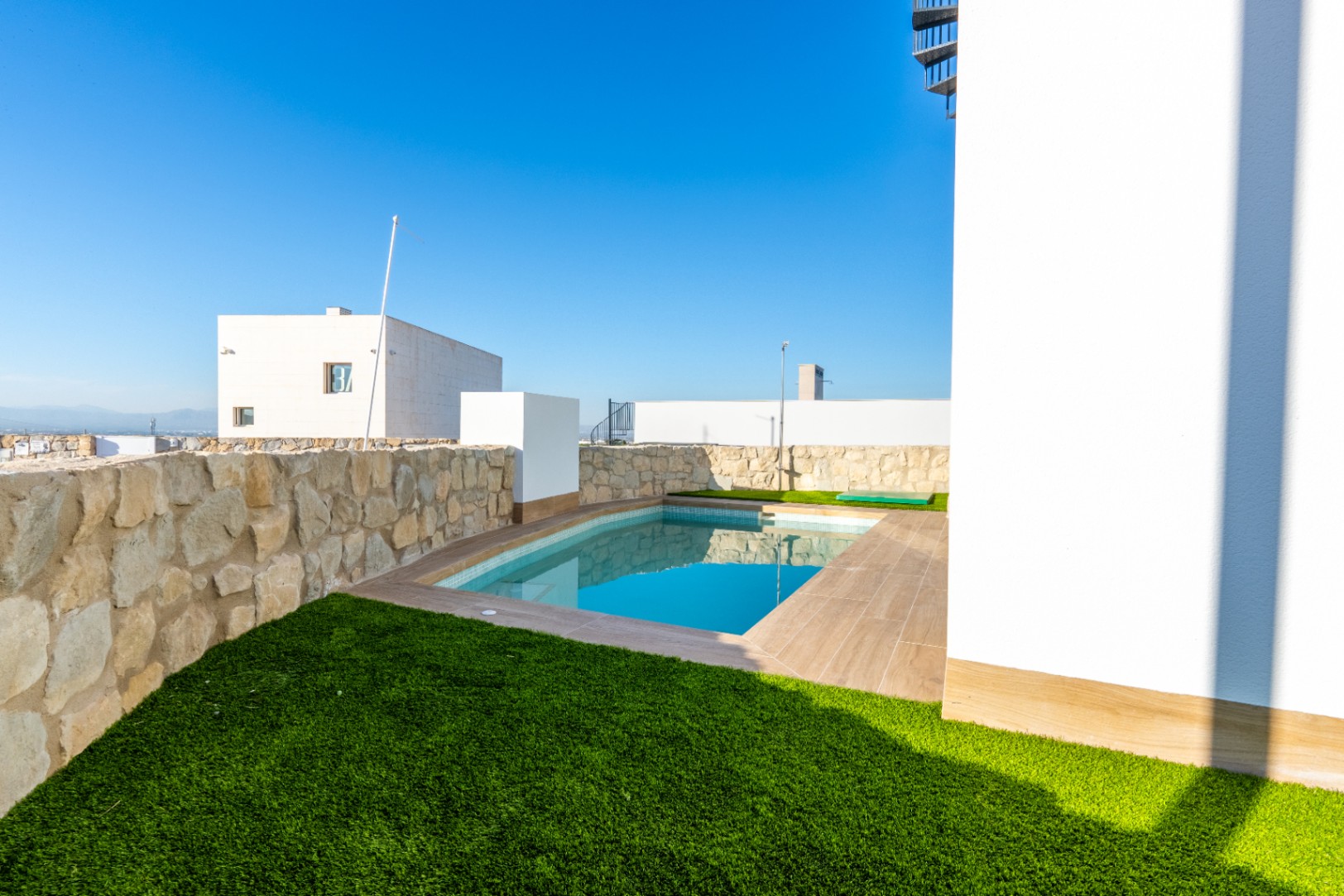 Nueva vivienda pareada en Algorfa, Alicante