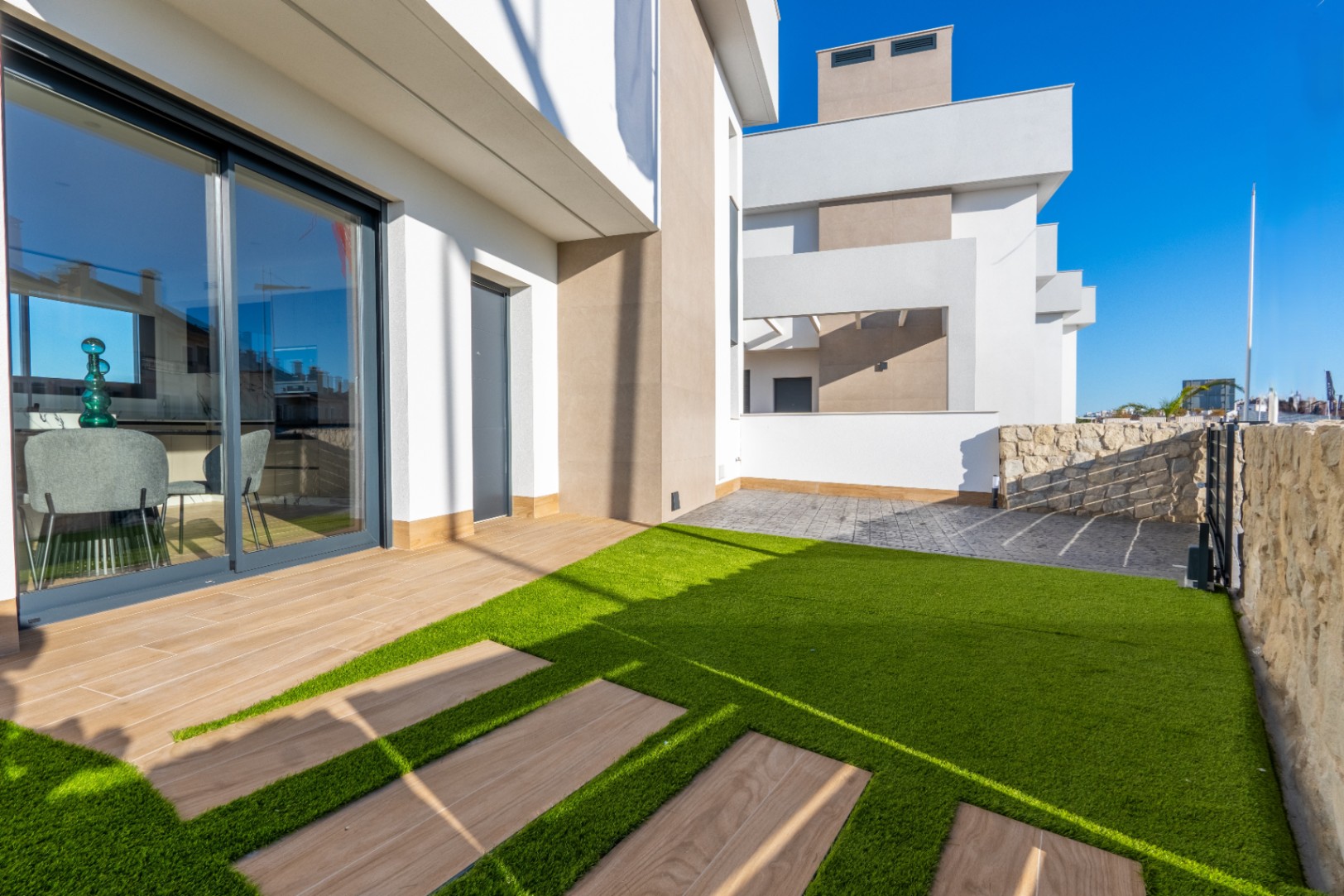 Nueva vivienda pareada en Algorfa, Alicante