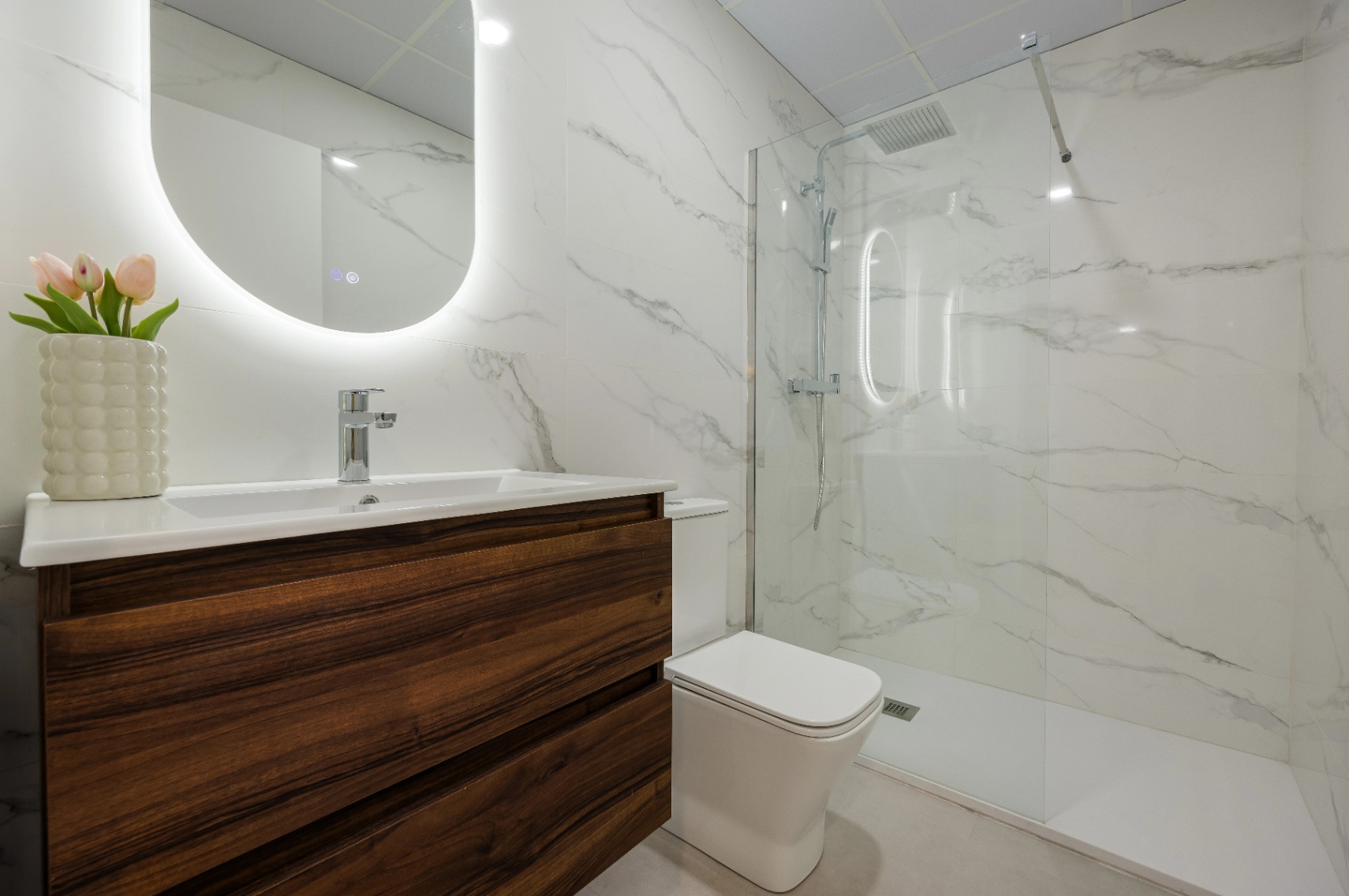 Apartamentos turísticos en Villajoyosa — Inversión en planta baja con jardín privado