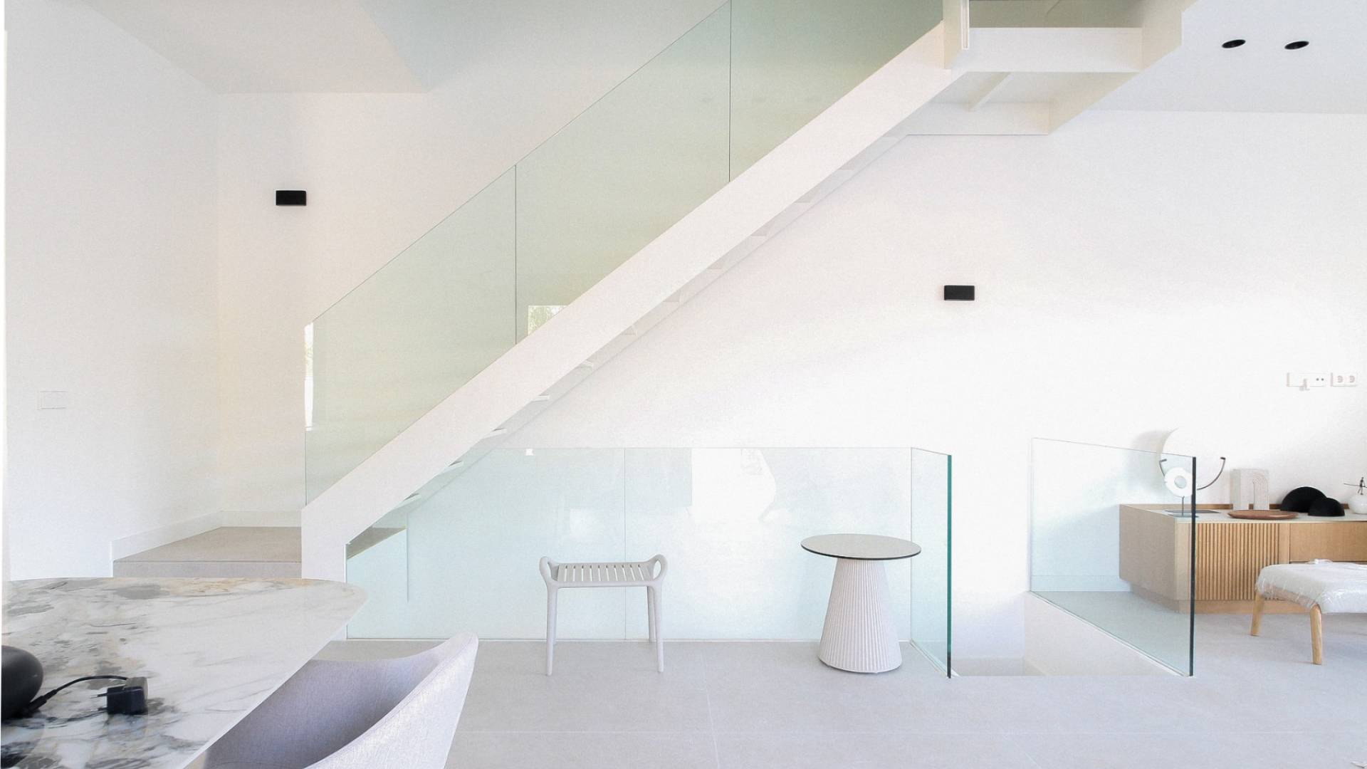 Pareado  con piscina privada  de obra nueva en Nou Nazareth, San Juan de Alicante 