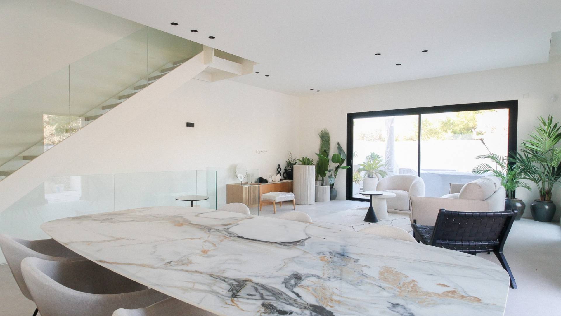 Pareado  con piscina privada  de obra nueva en Nou Nazareth, San Juan de Alicante 
