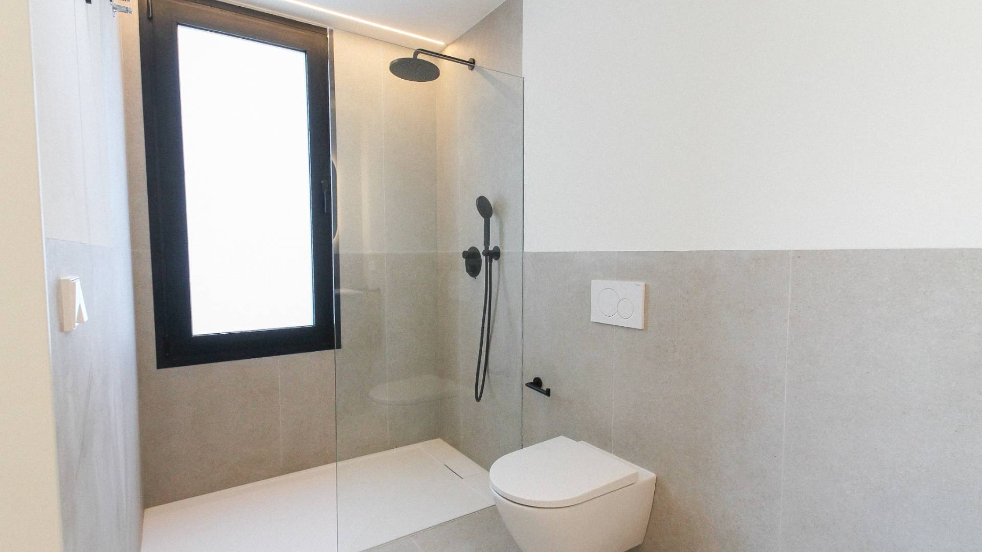 Pareado  con piscina privada  de obra nueva en Nou Nazareth, San Juan de Alicante 