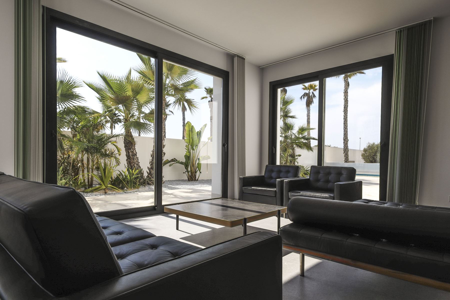Villa en venta en La Marina, San Fulgencio, Alicante