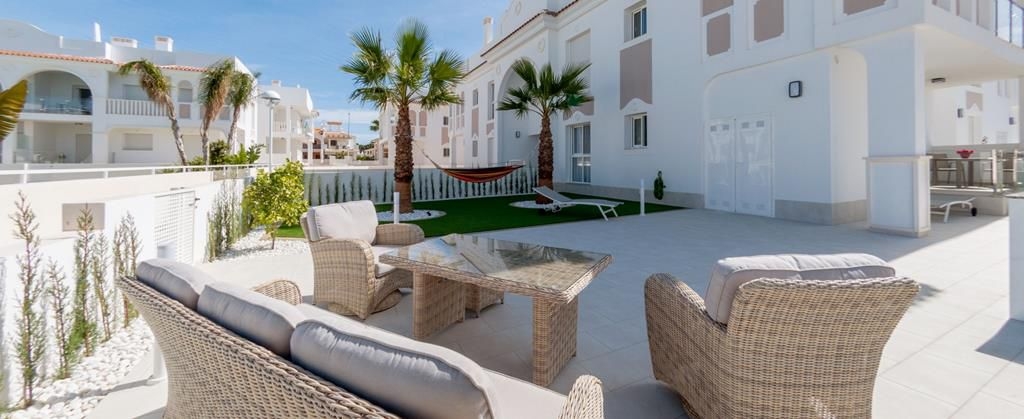 Apartamento en Venta en Ciudad Quesada - Urb. Doña Pepa, Rojales, Alicante