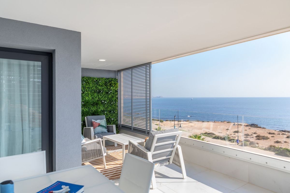 Apartamento unter Verkauf unter Punta Prima, Orihuela Costa, Alicante
