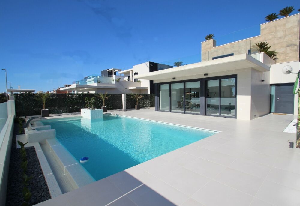 Villa en Venta en San Miguel De Salinas, San Miguel De Salinas, Alicante