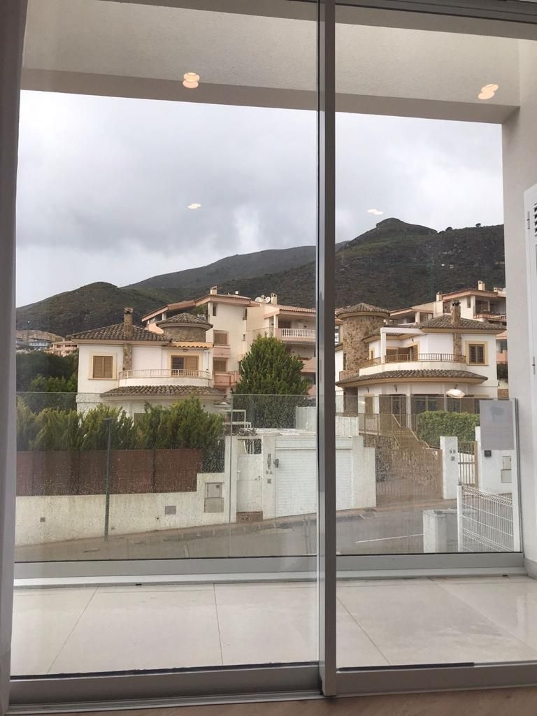 Villa en Venta en Sierra Cortina, Finestrat, Alicante