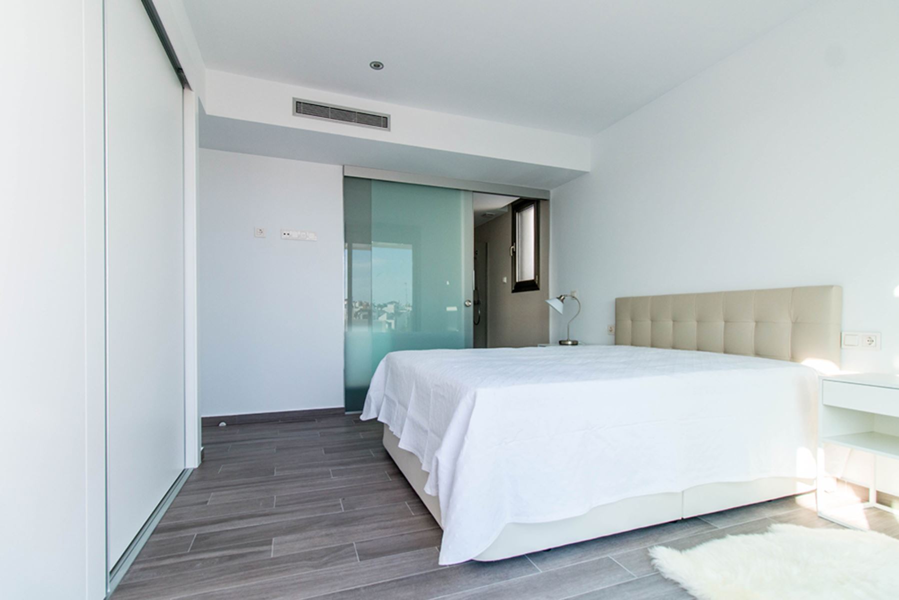 Villa en venta en Villamartin, Alicante