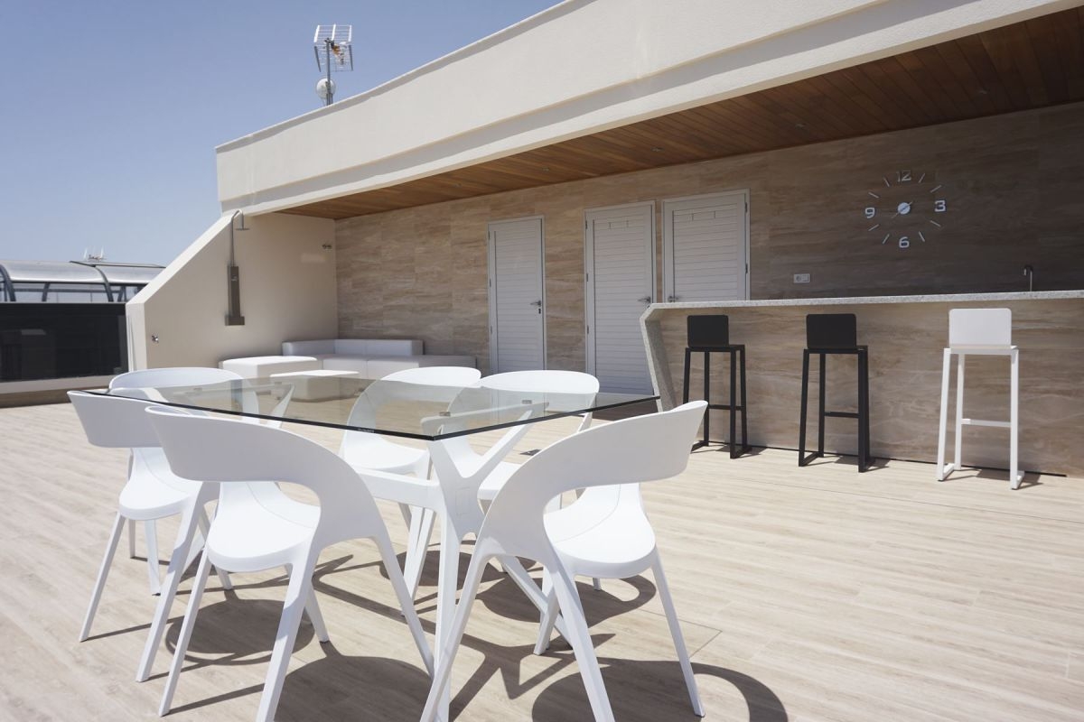 Villa unter Verkauf unter Campoamor, Orihuela Costa, Alicante
