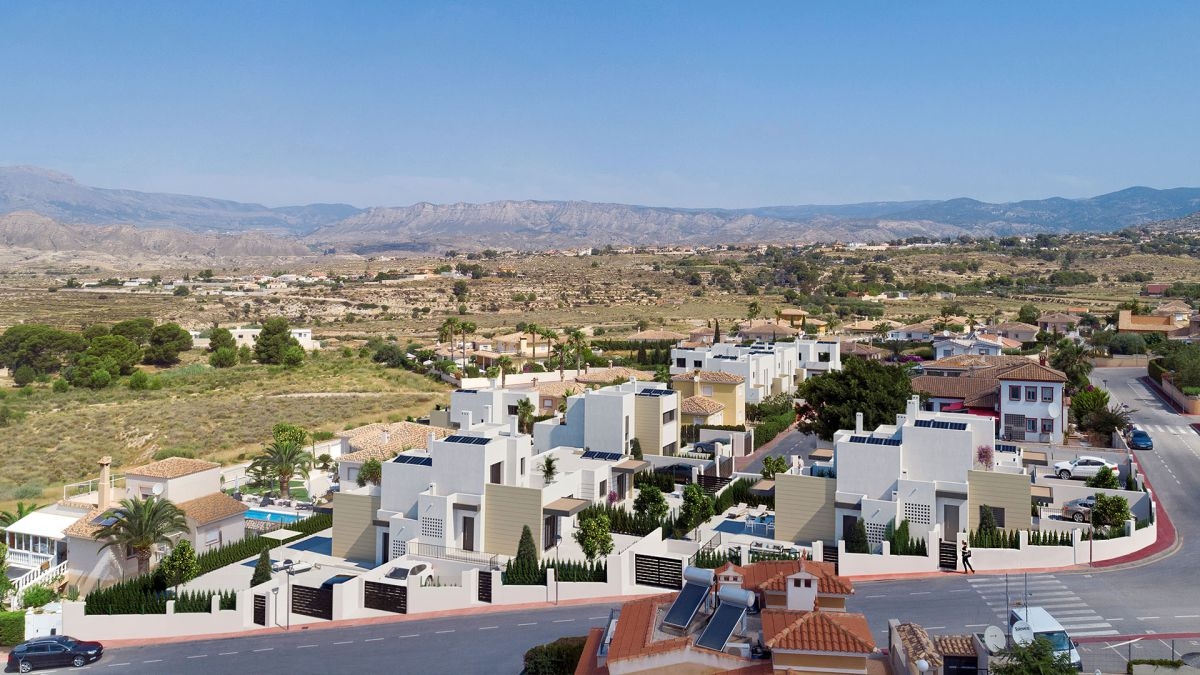 Einfamilienhäuser, Doppelhaushälften und Reihenhäuser in Busot, Alicante