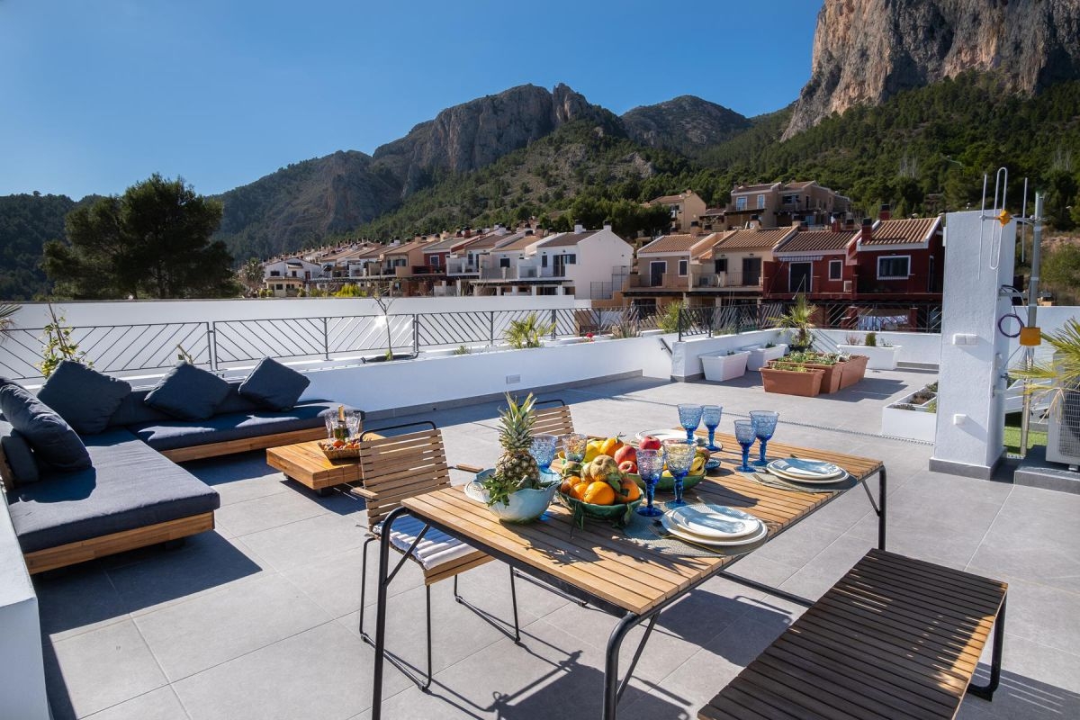 Villa à vendre à Monte Ponoig, Polop, Alicante