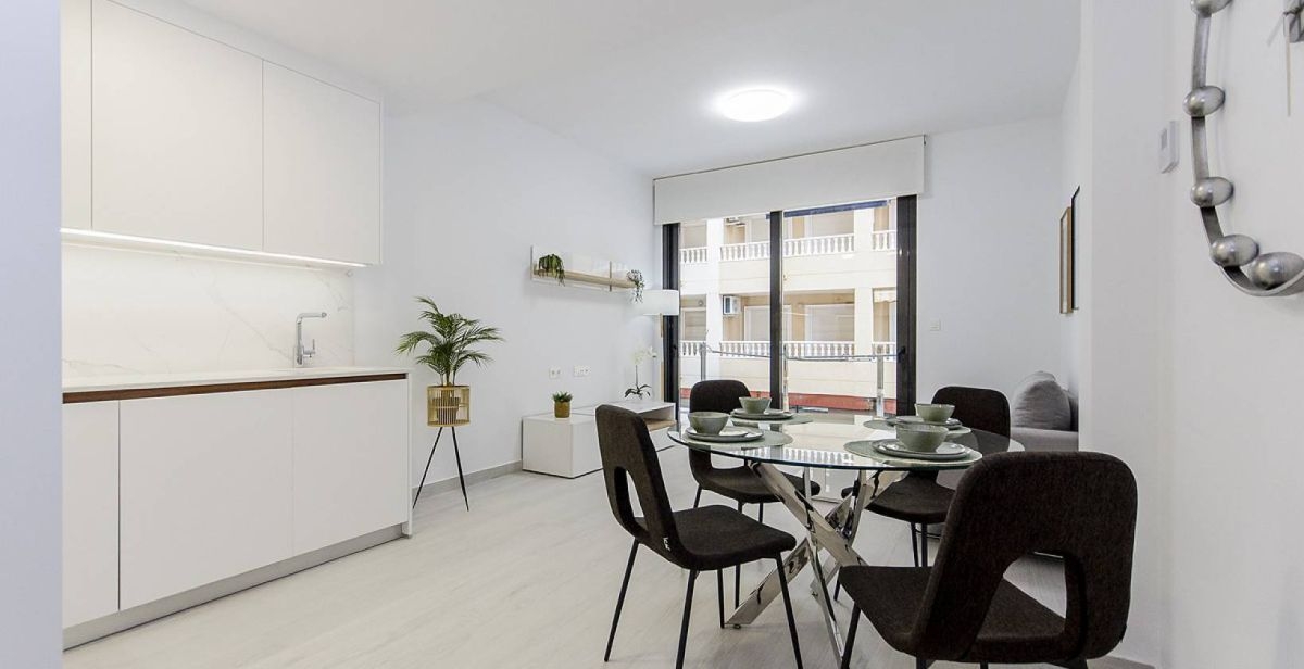 Apartamento na Sprzedaż na Playa de los Locos, Torrevieja, Alicante