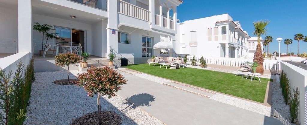 Apartamento en Venta en Ciudad Quesada - Urb. Doña Pepa, Rojales, Alicante