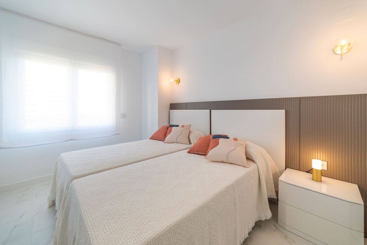 Apartamento na Sprzedaż na Punta Prima, Orihuela Costa, Alicante