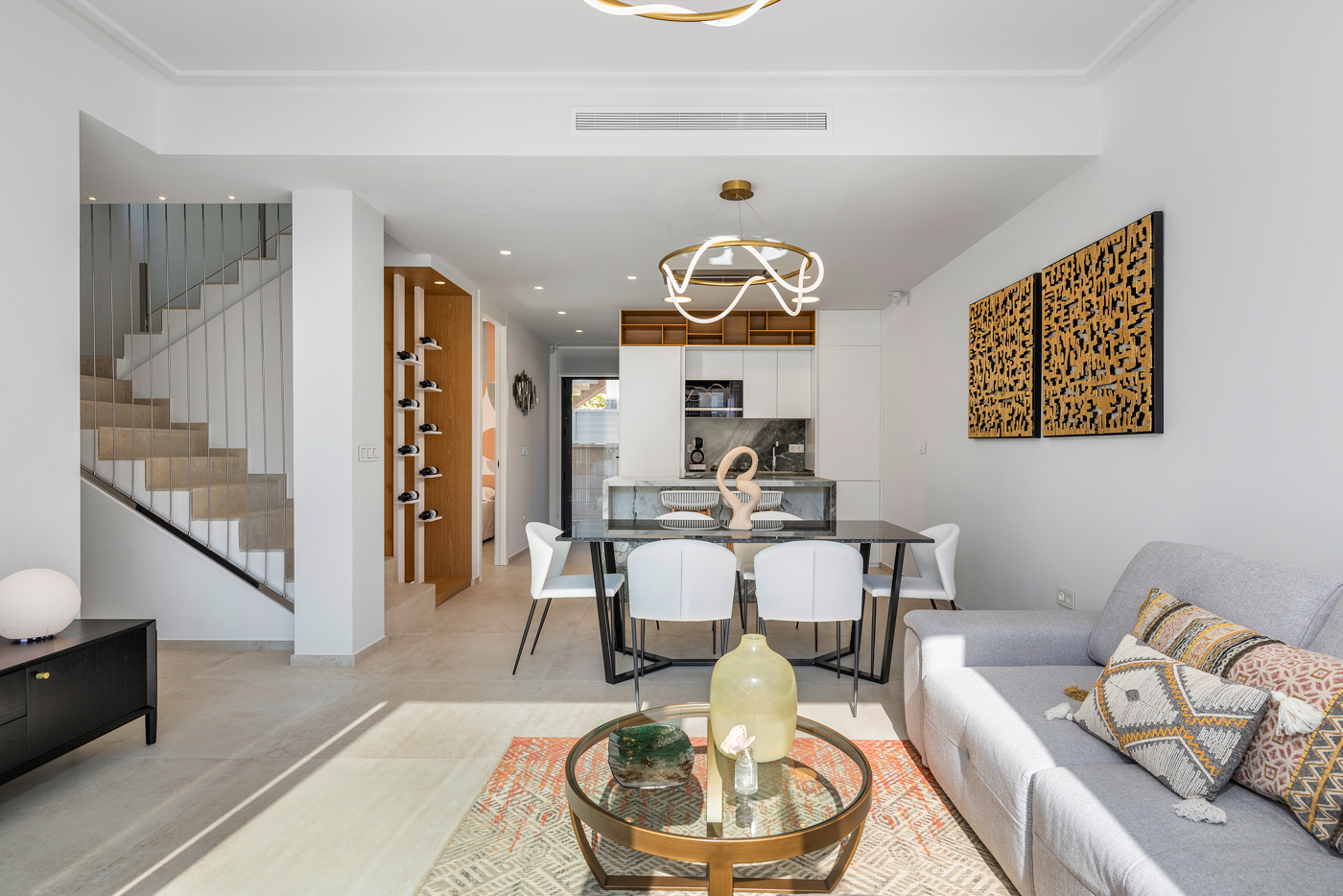 Villa en Venta en Punta Prima, Orihuela Costa, Alicante