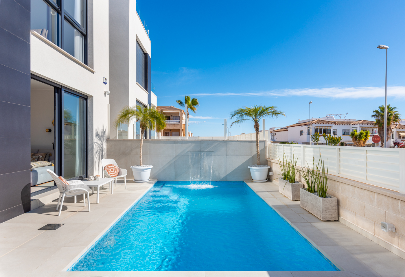 Villa en Venta en Punta Prima, Orihuela Costa, Alicante
